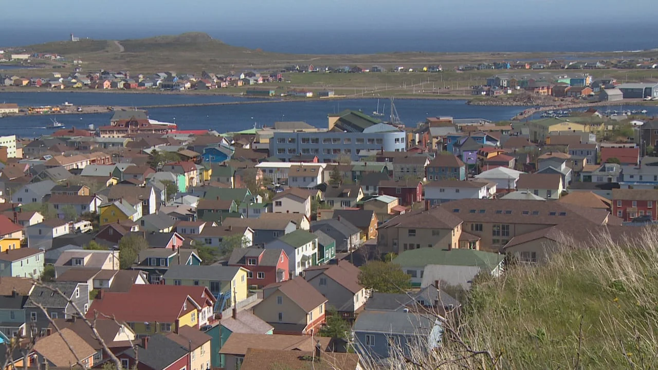 Mark Carney Set for Key Discussions with Emmanuel Macron in Saint-Pierre-et-Miquelon